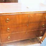263 3300 CHEST OF DRAWERS